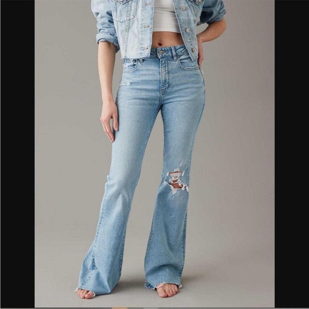 AE Next Level Ripped Super High-Waisted Flare Jean Size 12